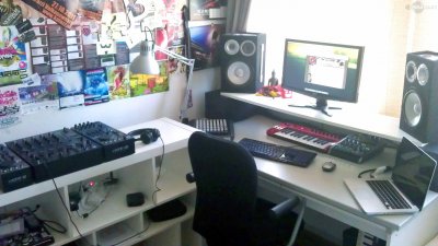 Our MEMBERS can Enlarge : Xurion's DJ Booth May'12